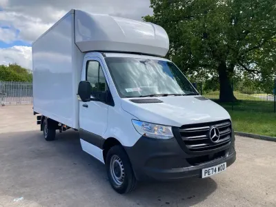 Begagnad Mercedes Sprinter Progressive 2024 Vit Van