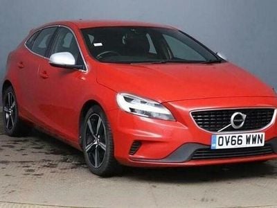 Used Volvo V40 R-Design 152 HP (111 kW) 2016 Hatchback