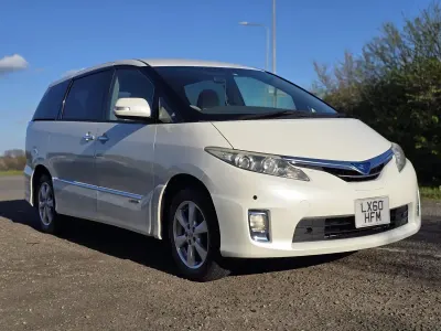 Used Toyota Estima Hybrid