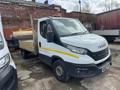 Begagnad Iveco Daily 2023 Vit Cab