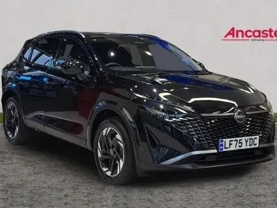 Nowe Nissan Qashqai N-Connecta 2025 Czarny SUV