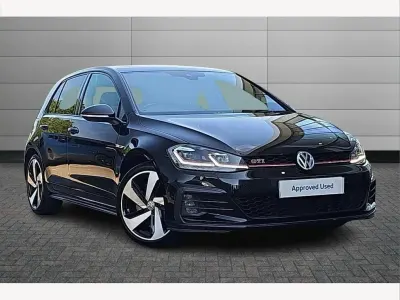 Używany VW Golf VIII GTI 245 KM (180 kW) 2020 Czarny Hatchback