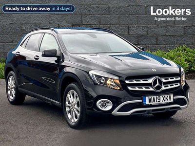 Mercedes GLA200