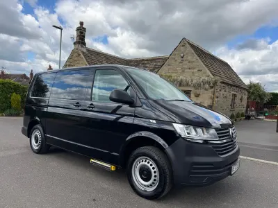 Używany VW Transporter Startline 2021 Czarny Van