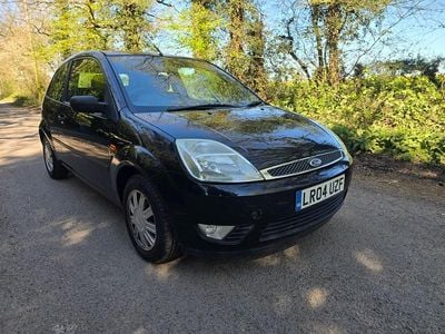 Used Ford Fiesta Ghia 80 HP (58 kW) 2004 Black Hatchback