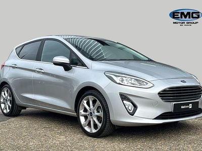 Usado Ford Fiesta Titanium X 125 HP (91 kW) 2021 Prateado Citadino