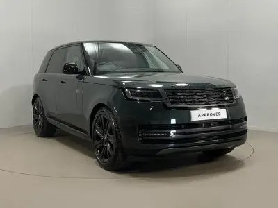 Begagnad Land Rover Range Rover HSE 345 HK (253 kW) 2024 Grön SUV