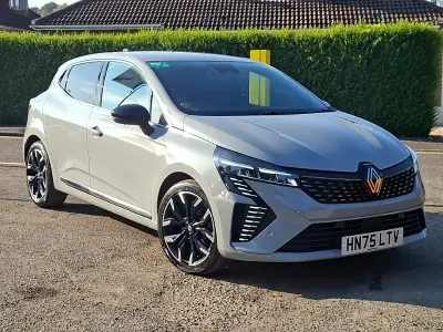 Used Renault Clio Techno 90 HP (66 kW) 2025 Grey Hatchback