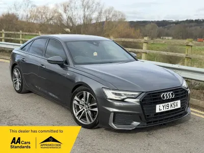 Usado Audi A6 S-Line 2019 Gris Berlina