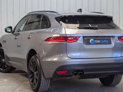 Begagnad Jaguar F-Pace Chequered Flag 180 HK (132 kW) 2020 Grå SUV