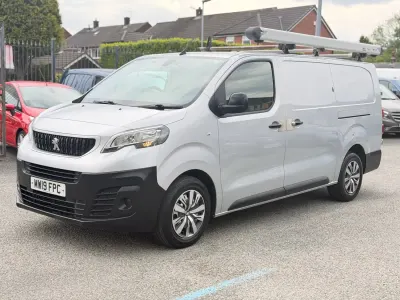 Second-hand Peugeot Expert 2019 Argintiu Van