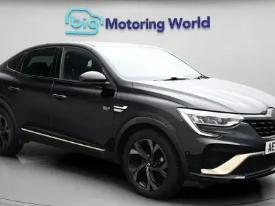 Gebraucht Renault Arkana Engineered 145 PS (106 kW) 2023 Schwarz SUV