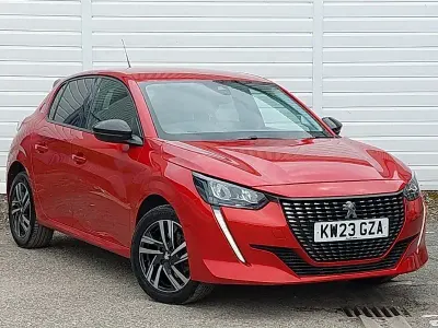 Usado Peugeot 208 Allure+ 129 HP (94 kW) 2023 Vermelho Citadino