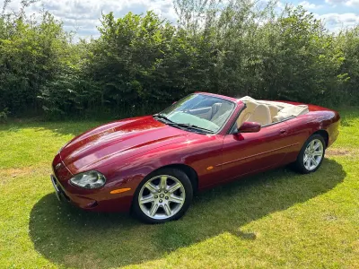 Used Jaguar XK8 1997 Red Cabriolet