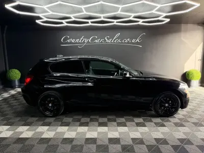 Usado BMW 114 Comfort Edition 95 CV (69 kW) 2013 Negro Utilitario
