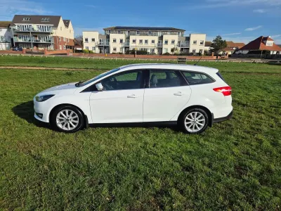 Used Ford Focus Titanium 2018 White Estate