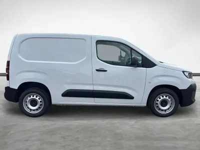 New Peugeot Partner S 100 HP (73 kW) 2026 White MPV