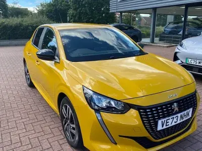 Used Peugeot 208 Active+ 102 HP (75 kW) 2023 Hatchback