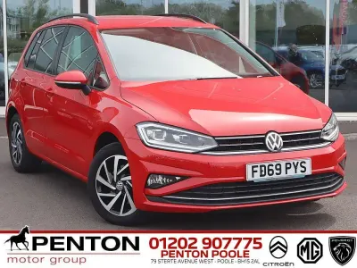 Used VW Golf Match 113 HP (83 kW) 2020 Red MPV