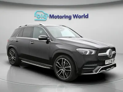 Usado Mercedes GLE350 AMG line 315 CV (231 kW) 2022 Negro Familiar
