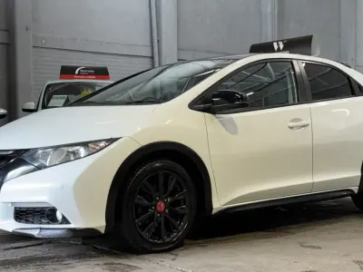 Używany Honda Civic SR 120 KM (88 kW) 2014 Biały Hatchback