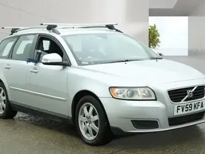 Usado Volvo V50 2010 Plateado Familiar