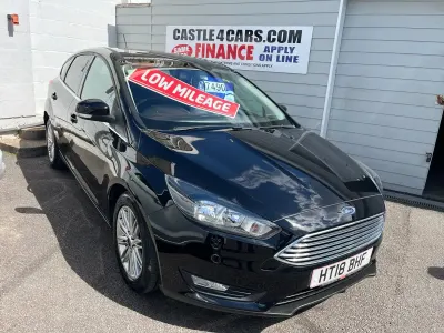 Used Ford Focus Zetec 125 HP (91 kW) 2018 Black Hatchback