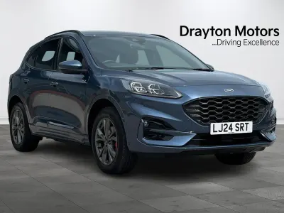 Usado Ford Kuga ST-Line 225 CV (165 kW) 2024 Azul SUV