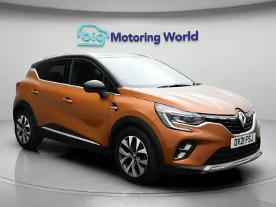 Used Renault Captur Version S 91 HP (66 kW) 2021 Orange/black SUV