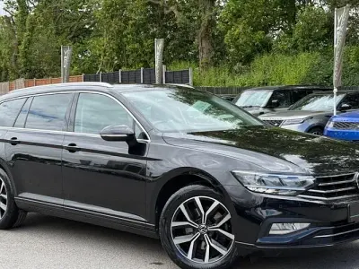 Begagnad VW Passat SEL 150 HK (110 kW) 2023 Kombi