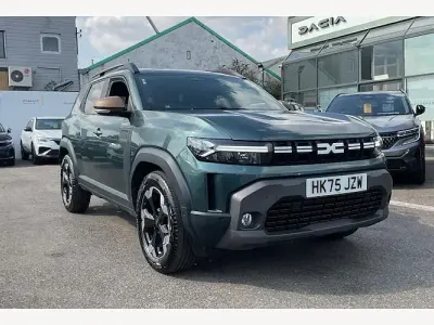 Used Dacia Duster Extreme 131 HP (96 kW) 2025 Green Estate