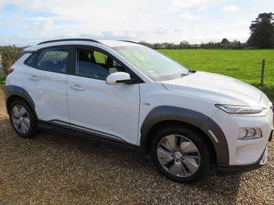 Used Hyundai Kona Premium 100 kW (136 HP) 2020 White SUV