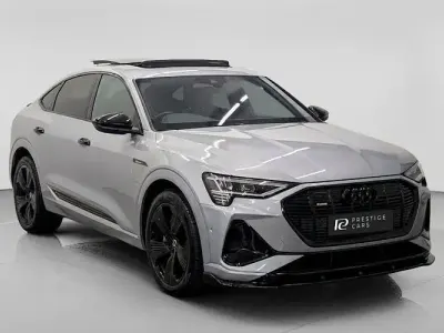 Usado Audi e-tron Sportback S-Line 300 kW (408 HP) 2022 SUV