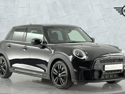 Used Mini Cooper Hatch 134 HP (98 kW) 2022 Black Hatchback