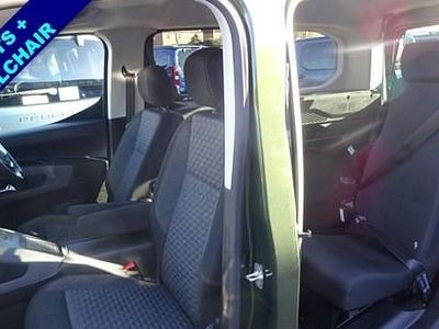 Used Peugeot Rifter Access 131 HP (96 kW) 2024 Green MPV
