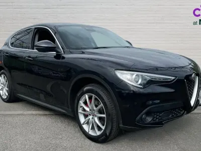 Begagnad Alfa Romeo Stelvio Edizione Speciale 210 HK (154 kW) 2019 Svart SUV