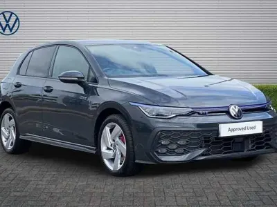 Used VW Golf VIII GTE 272 HP (200 kW) 2025