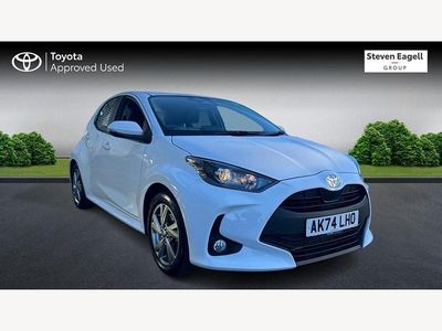 Used Toyota Yaris Hybrid 116 HP (85 kW) 2025 White Hatchback