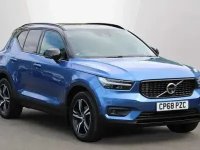 Used Volvo XC40 R-Design 150 HP (110 kW) 2019 SUV