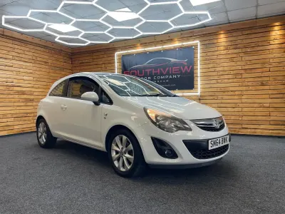 Used Vauxhall Corsa Excite 2014 White Hatchback
