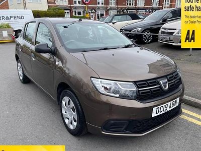 Gebraucht Dacia Sandero Essentiel 90 PS (66 kW) 2019