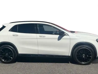 Used Mercedes GLA250 AMG Line Premium Plus 211 HP (155 kW) 2017 White SUV