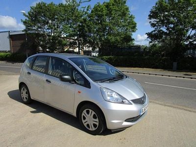 Used Honda Jazz S 90 HP (66 kW) 2011 Silver Hatchback