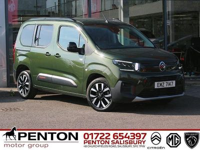 Used Citroën Berlingo 130 HP (95 kW) 2024 Green MPV
