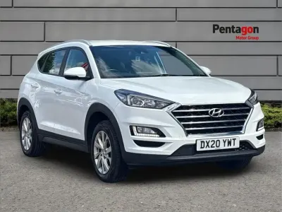 Used Hyundai Tucson SE 129 HP (94 kW) 2020 White SUV
