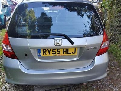 Used Honda Jazz Sport 83 HP (61 kW) 2005 Silver Hatchback