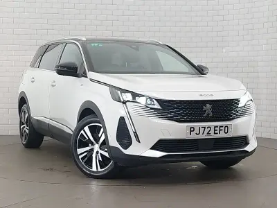 Second-hand Peugeot 5008 GTi 181 CP (133 kW) 2022 Alb SUV