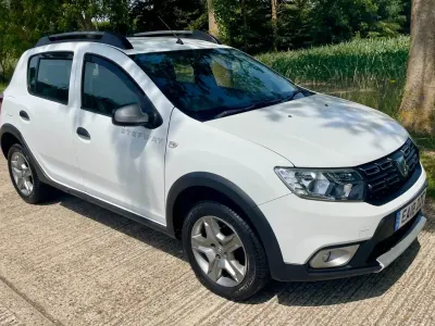 Used Dacia Sandero Ambiance 90 HP (66 kW) 2018 White Hatchback