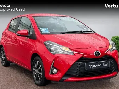 Begagnad Toyota Yaris 111 HK (81 kW) 2019 Halvkombi