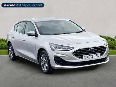 Usado Ford Focus Titanium 155 HP (114 kW) 2024 Prateado Citadino